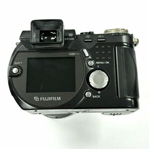 H2877 デジタルカメラ FUJIFILM FinePix 6900Z 13.2× HONEYCOM ZOOM SUPER-EBC FUJINON LENS OPTICAL 1:2.8-3.1 f＝7.8-46.8mm 中古の画像3