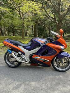 カワサキ　zz-r1100 zxt10Dカブキカラー　zzr1100