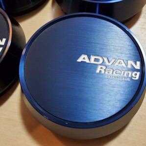 ADVAN Racing センターキャップ 73φ用 ミドル ブルーアルマイト V2082 4個の画像2