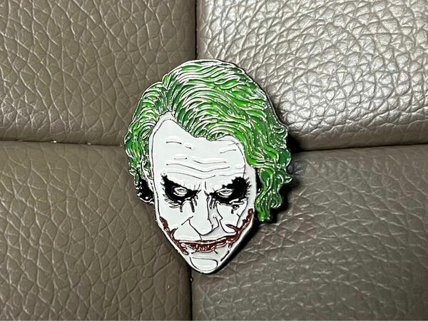 バットマン　BATMAN ジョーカー　JOKER ピンバッジ