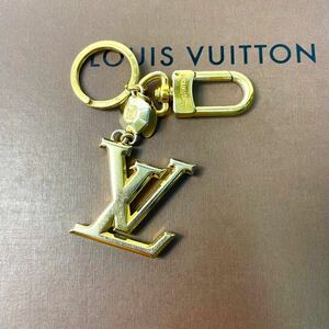 1円【美品 】LOUIS VUITTON ルイヴィトン LV M65216 ポルト クレ LV ファセット キーホルダー バッグチャーム キーリング ゴールド メンズ