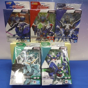 Y13 GUNDAM UNIVERSE 機動戦士ガンダムSEED DESTINY ZGMF-X20A STRIKE FREEDOM GUNDAM 等/ GU24・GU26・GU28・GU29・GU30 5点セットの画像1