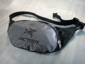 ★レア極美品　アークテリクス ARC'TERYX ビームスBEAMS 別注 アーバンファニー ウエストバッグ ★ポーチ ショルダーバック　ボディバッグ