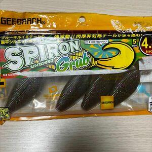 ジークラック GEECRRCH スパイロングラブ　4.8インチ　4個　バス釣り　ワーム　釣具　釣り