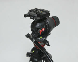 Manfrotto* Manfrotto carbon tripod ( used )