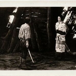 *2403M079 【即決】 映画スチル「七人の侍」５枚 黒澤明、志村喬、木村功 1954年公開の画像3