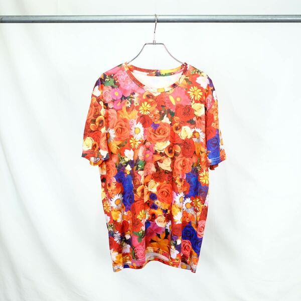 【2000s】ビンテージ　総柄　アートTシャツ　花柄　カラフル　デザイン　古着屋　オーバーサイズ