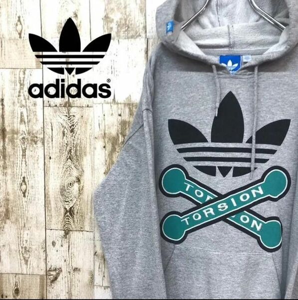 【4/25に譲渡します★4/25まで販売★アディダス】adidas パーカー　スウェット　ゆるだぼ　プリントロゴ　グレー