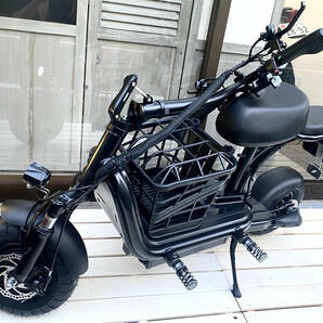 【限定モデル】公道走行可能 原付２種 電動バイク e-tAMO TANDEM デュアルモーター仕様 タンデム可能 チョイ乗りに最適！電動キックボードの画像8