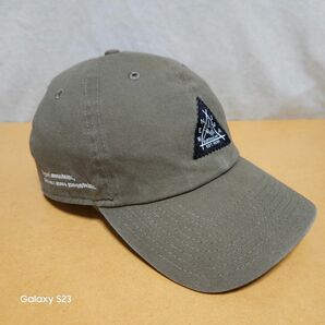 NEW ERA ニューエラ カーキ トライアングルロゴ キャップ 帽子