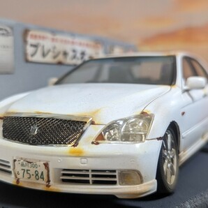 ★★ 1/24 トヨタ クラウン アスリート LED街灯照明 中古車屋で草ヒロ 自作ジオラマ完成品 ケース付 ★★の画像5