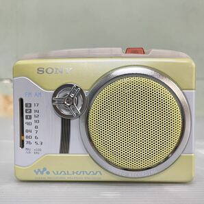 ジャンク品 SONY/ソニー WALKMAN FM/AMレコーディングウォークマン WM-GX200 取説 ラジオカセットレコーダー の画像2