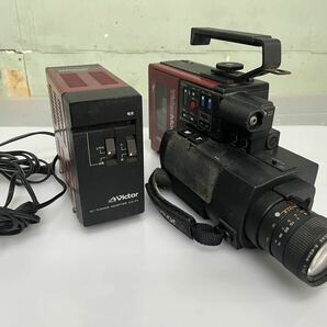ジャンク品 Victor ビクタービデオムービーGR-C1 ACアダプタ AA-P1 ビデオカメラ ビンテージ の画像1