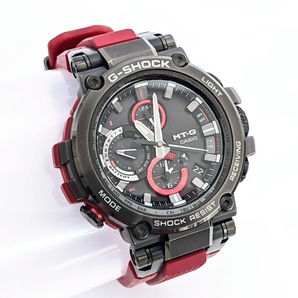 【18762】CASIO カシオ MT-G G-SHOCK Gショック MTG-B1000 タフソーラー 電波ソーラー ブラック/レッド クロノグラフ Bluetooth搭載 稼働品の画像3