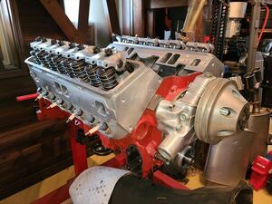 シボレー350エンジン　（TPIエンジンの組換え品）