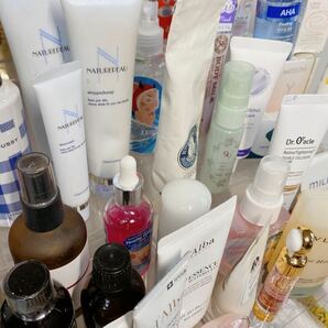 1スタ◆中古◆箱入り◆基礎化粧品◆ElizabethArden◆L'OCCITANE◆dalba◆洗顔料◆ボディクリーム◆ローションミスト◆ボディケアまとめ売りの画像9