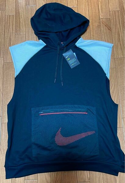 ★新品★タグ付きNIKE / ナイキパーカー ベスト / ノースリーブ パーカー