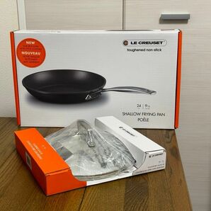 【未使用】ルクルーゼ Le Creuset TNS シャローフライパン 24cm ガラス蓋付き （税込価格 計20,900円）