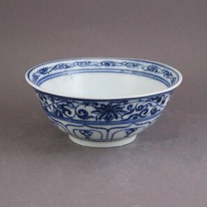 【GTS】中国明・古染付宝相華文平茶碗16～17世紀の画像4
