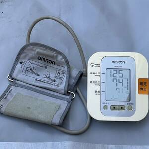 オムロン 上腕式血圧計 自動血圧計 HEM-7200 2022年式