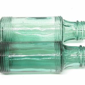 昭和レトロ ガラス瓶「緑色系の瓶 調味料瓶系 まとめ」洗浄清掃済 当時 アンティーク インテリア アート 歴史 再現 古民家 ガラスの画像6