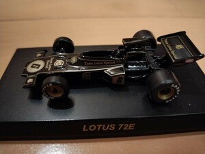 [ без коробки .] Kyosho 1/64 F1 Lotus 72E