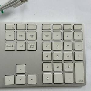 L077) アップル 純正 Apple Keyboard A1243 (テンキー付き) 日本語USBキーボード 中古 の画像2