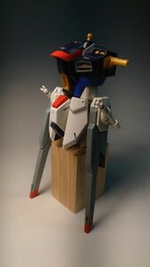 旧MG 1/100 ストライクフリーダムガンダム (SEED DESTINY)　胴体※シール添付、スミ入れアリ　ガンプラ 完成品 ジャンク