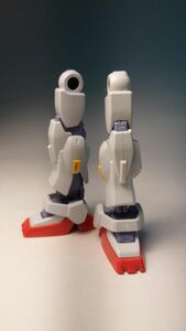 旧HGUC 1/144 ガンダムMk-II (エゥーゴ) (機動戦士Zガンダム)　脚部　ガンプラ 完成品 ジャンク