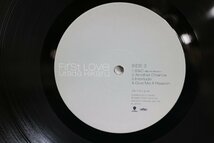 [TK3347LP] LP 宇多田ヒカル/First Love 二枚組 シール帯 見開きジャケ 歌詞 ジャケ準美品 美盤だが反り有り 音質は良好 激レア！_画像5