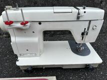 古いジャノメ ミシン MODEL 802/手芸 ハンドクラフト 手工芸 裁縫 昭和レトロ JANOME _画像3