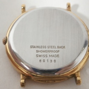 稼働品 EDOX クォーツ デイト 3針 ゴールド文字盤 メンズ腕時計 Showerproof Swiss Made の画像6