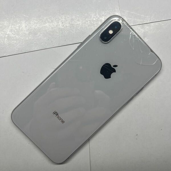 iPhoneX 64GB シルバー　SIMフリー　バッテリー最大容量82% 割れあり