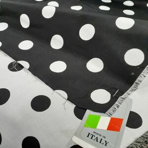 イタリア製コットン リバーシブル生地 高級婦人服地Black×White ドット 水玉 広幅 150cm×2.5m 0416-311(6)