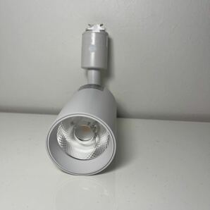 共同照明スポットライト一体型ダクトレールスポットライトGT-GD-10WW-5 昼白色850lm 60W形相当 カフェ風 北欧 簡易取付式 角度可動ホワイト
