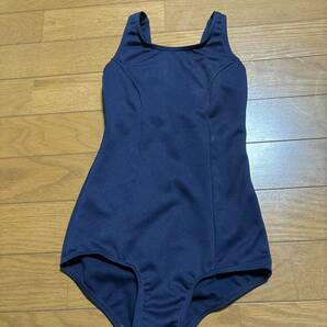 (KM-52) 女児 紺色 競泳水着 130センチの画像1