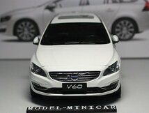 ▲VOLVO特注！1/18 ボルボ NEW V60 白 新品_画像2