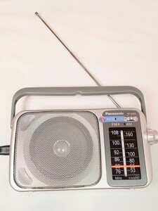 Panasonic FM/AM RF-2450 2バンドレシーバー ポータブルラジオ シルバー パナソニック オーディオ機器 中古美品 箱なし 説明書なし