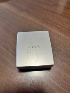 RMK プレストパウダー　デパコス