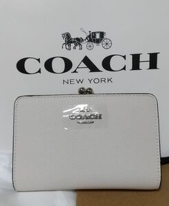 COACH 二つ折り財布 ホワイト がま口