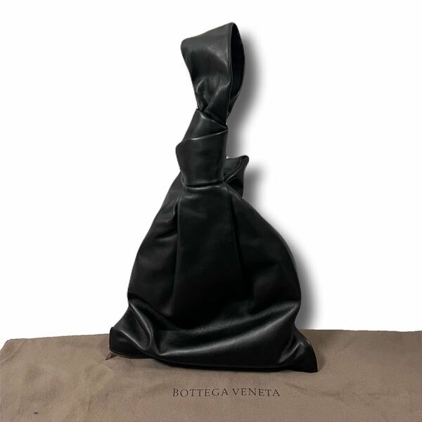 Bottega Veneta ボッテガヴェネタ　ハンドバッグ　ツイスト　ブラック