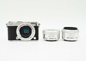 ◇美品【ニコン】Nikon 1 J5 ダブルレンズキット ミラーレス一眼カメラ シルバー