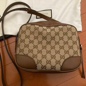 美品　グッチ GUCCI ベージュ×キャメルGG キャンバス レザーショルダーバッグ 斜め掛け GG柄　ポシェット