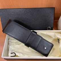 S451【中古品】/MONTBLANC ペンケース マイスターシュテック 2本差しペンポーチ レザー ブラック モンブラン ボールペン 筆記用具 _画像2