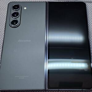 ★ Galaxy Z Fold5 docomo ドコモ SC-55D 512GB ファントムブラック 中古 ★の画像3