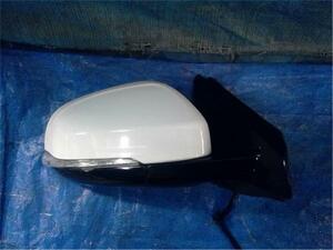  Volvo original Volvo 40 { MB4164T } right side mirror P70500-23001143