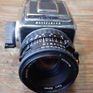 Hasselblad ハッセルブラッド 503CW と Carl Zeiss Planar 2.8/80のレンズ  の画像10