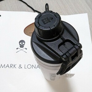 新品 マーク＆ロナ MARK&LONA VECTOR INSULATED BOTTLE / 「Tempercraft」 ステンレスボトル 約650ml (ホワイト / ブラック)の画像5
