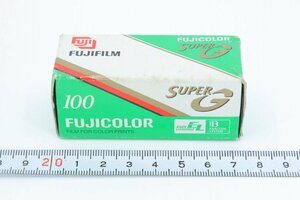 ※【新品未使用・期限切れ】FUJIFILM 富士フィルム 120フィルム FUJICOLOR100 SUPER G カラーネガフィルム 箱付 c0394