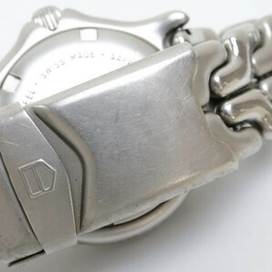 2404-634 タグホイヤー クオーツ 腕時計 TAG HEUER S99 015 プロフェッショナル セル 日付 白文字盤 シルバーカラーの画像4